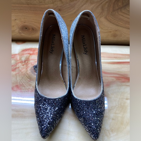 Mila Lady Silver Closed Point Toe Heels - Picture 4 of 11